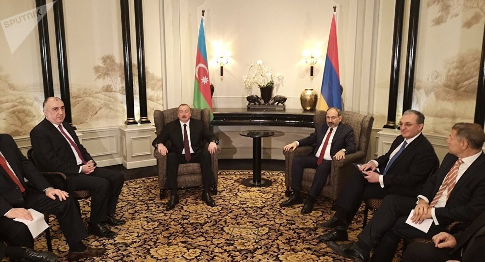 “Azerbaycan ve Ermenistan anlaşana kadar soru işaretleri sürecek”
